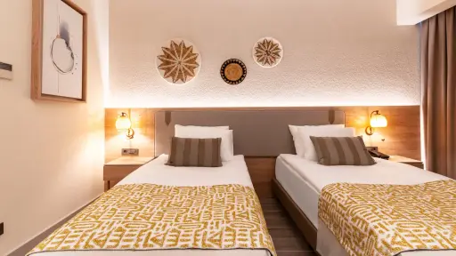 Deluxe Aile Odaları 5