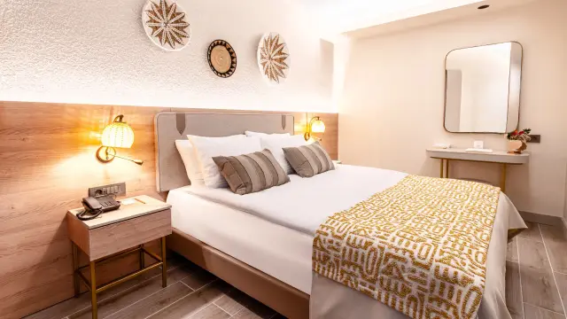 Deluxe Aile Odaları