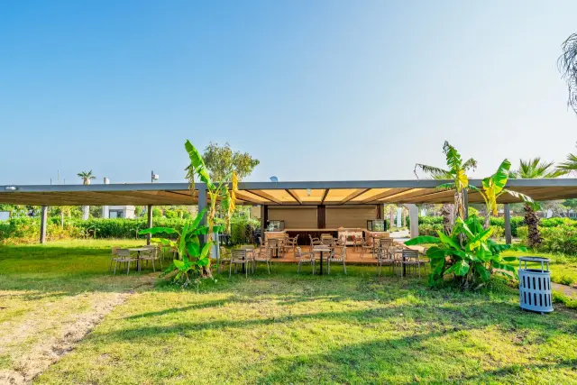Larimar Sahil Restoran